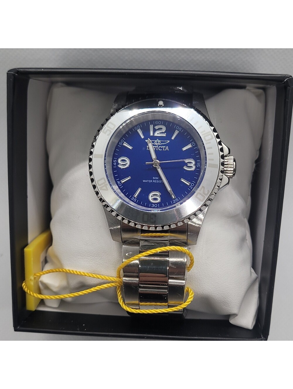121 Invicta Men's Diver Analog Silver Stainless Steel Bracelet Watch Blue Dial
